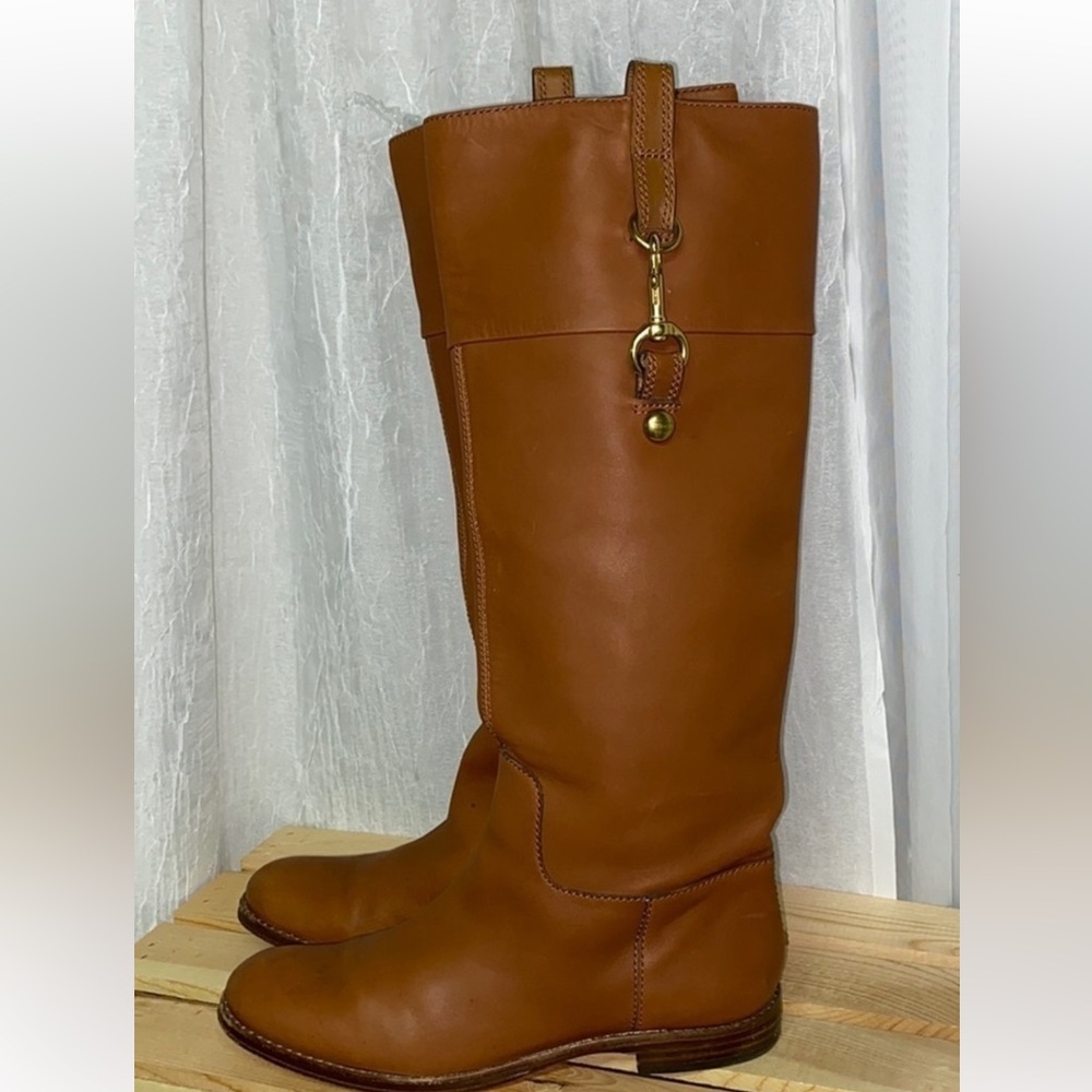 Coach boots